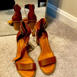 Zodiac brown sandals